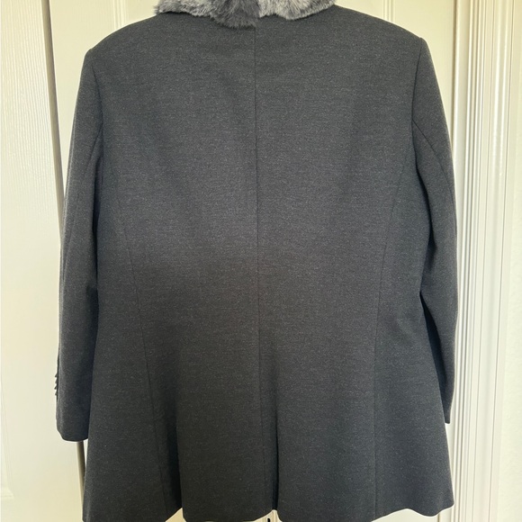 blazer - Picture 4 of 8